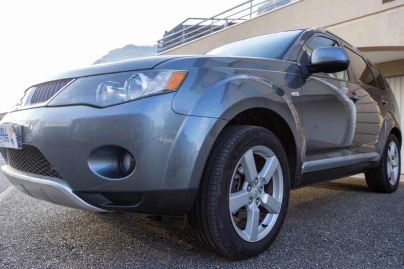 MITSUBISHI OUTLANDER 2.0 DI-D 140CV ✨ Distribution à jour - 7 places - Radar de recul