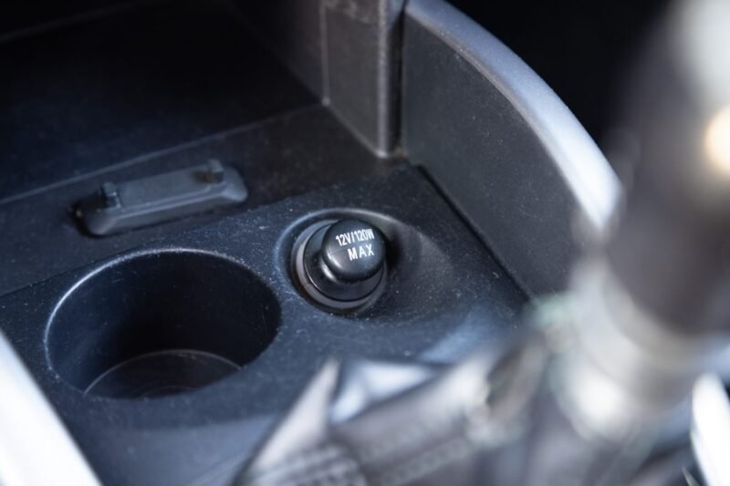 MITSUBISHI OUTLANDER 2.0 DI-D 140CV ✨ Distribution à jour - 7 places - Radar de recul