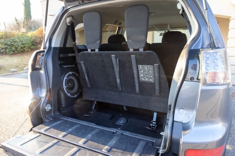 MITSUBISHI OUTLANDER 2.0 DI-D 140CV ✨ Distribution à jour - 7 places - Radar de recul