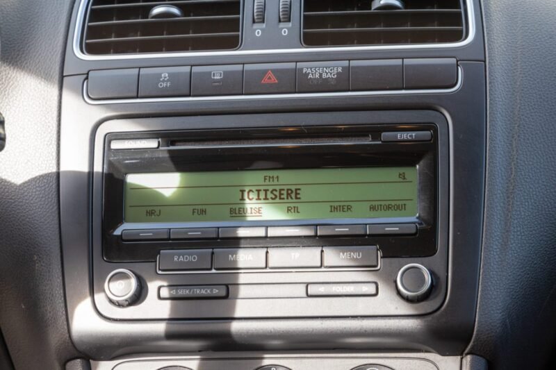 VOLKSWAGEN POLO CROSS 1.6 TDI 90 DSG 2010