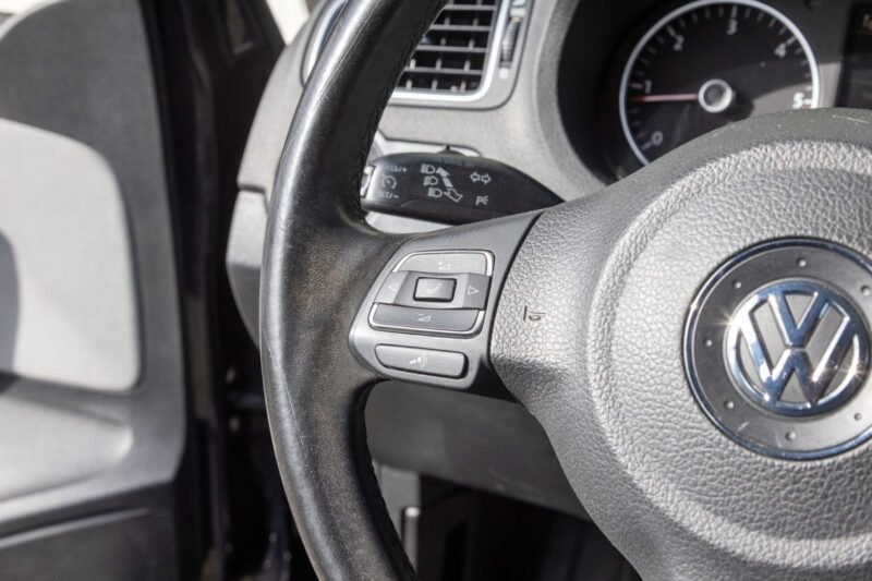 VOLKSWAGEN POLO CROSS 1.6 TDI 90 DSG 2010