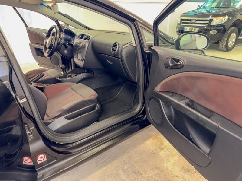 SEAT Leon 2.0 FSi 150cv finition FR ✨ Régulateur de vitesse - Double sortie d'échappement