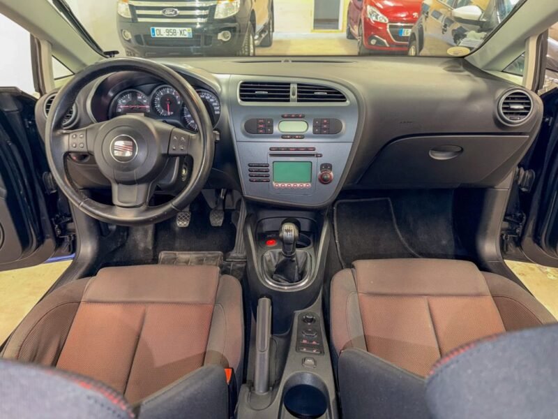 SEAT Leon 2.0 FSi 150cv finition FR ✨ Régulateur de vitesse - Double sortie d'échappement