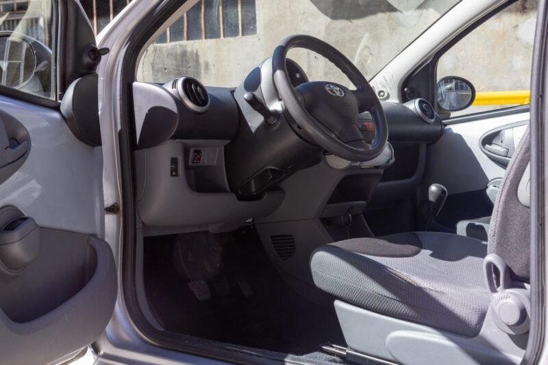 Toyota Aygo 1.0 VVT-i 68cv ✨ Chaîne de distribution - 4 pneus neufs - Embrayage neuf