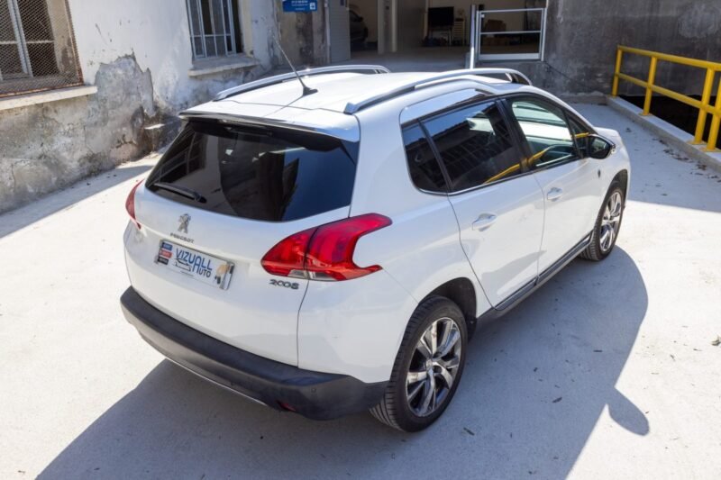 PEUGEOT 2008 1.2 PURE TECH 110 ALLURE 2015