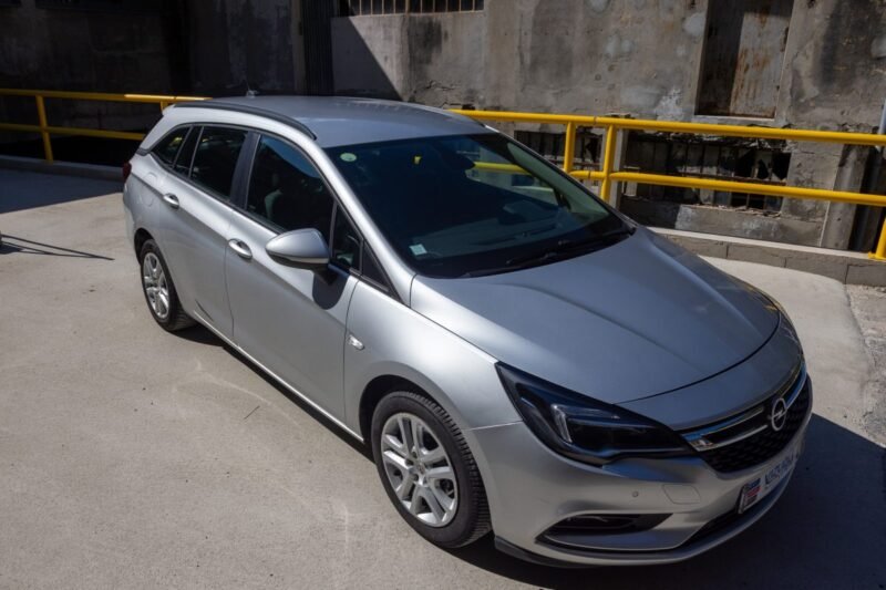 Opel Astra 1.6 CDTi Sports Tourer Edition 110cv ✨ Chaîne de distribution neuve - Garantie 6 mois