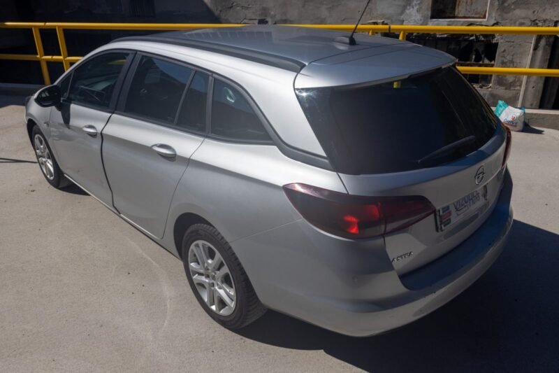 Opel Astra 1.6 CDTi Sports Tourer Edition 110cv ✨ Chaîne de distribution neuve - Garantie 6 mois