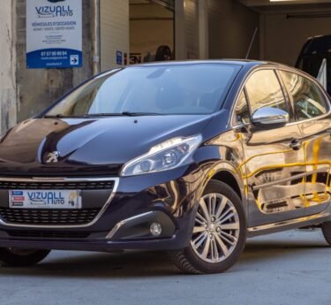PEUGEOT 208 1.2 PURE TECH 110 ALLURE BUSINESS 2017