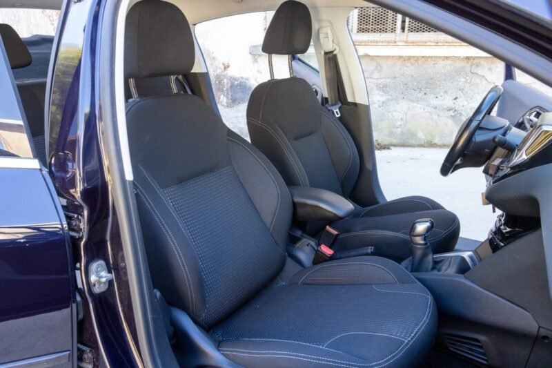 PEUGEOT 208 1.2 PURE TECH 110 ALLURE BUSINESS 2017